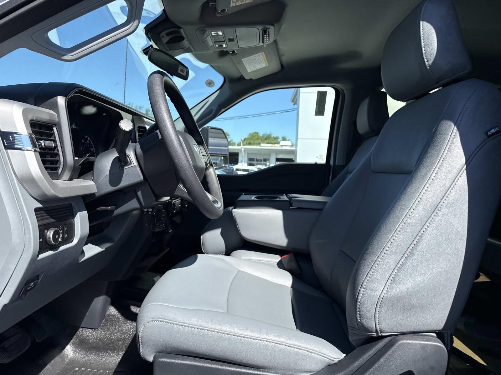 New 2026 Ford F350 XL w/ XL Chrome Package AWD/4WD image 10