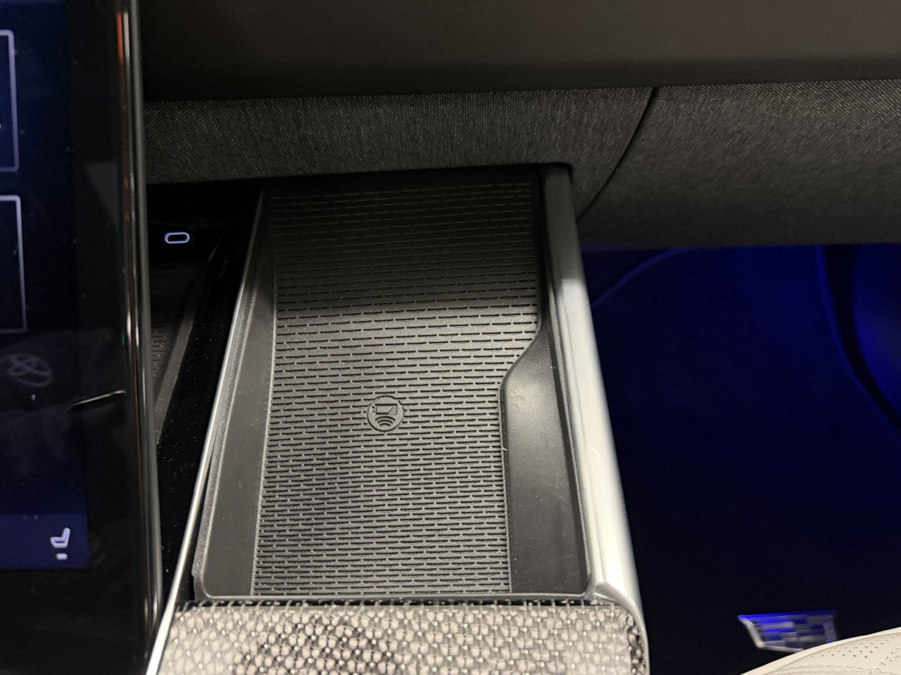 Used 2025 Cadillac Escalade V image 21