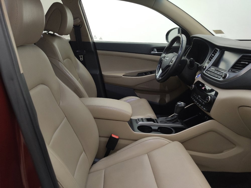 Used 2016 Hyundai Tucson Limited w/ Option Group 03 image 21