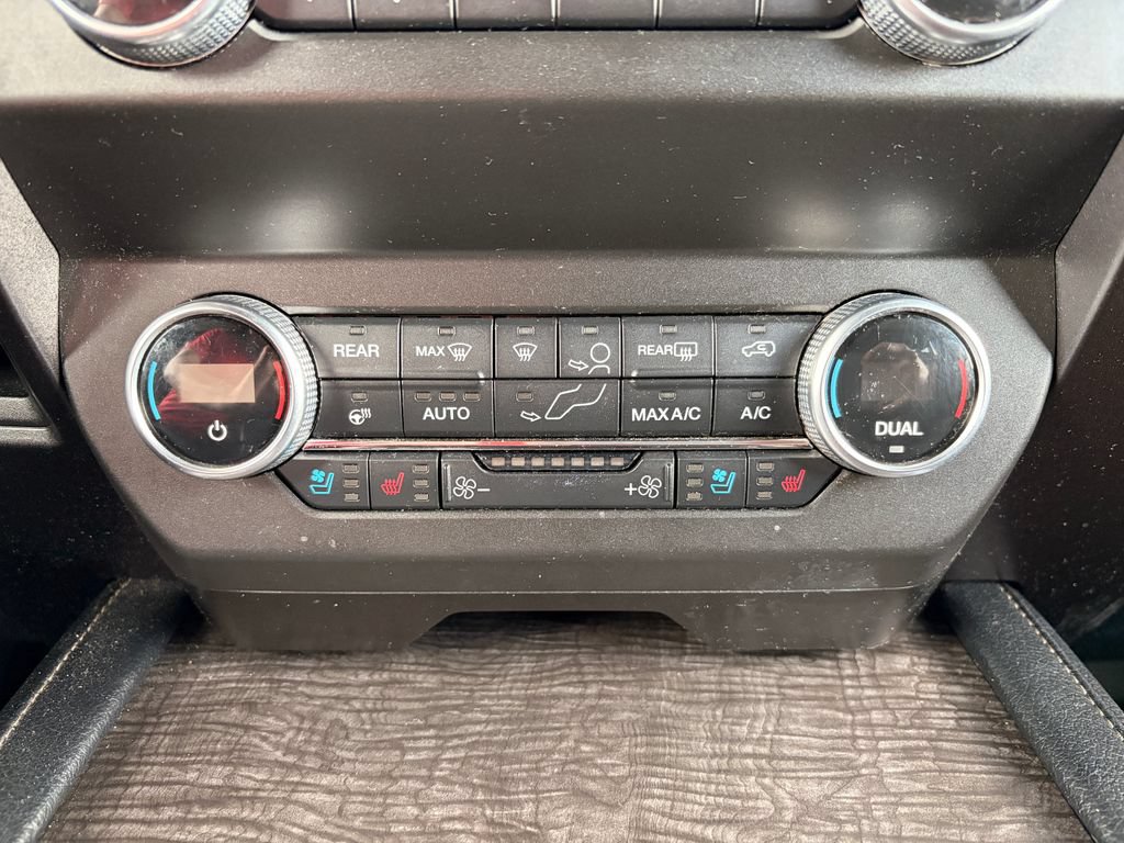 Used 2021 Ford Expedition Max Limited AWD/4WD image 26