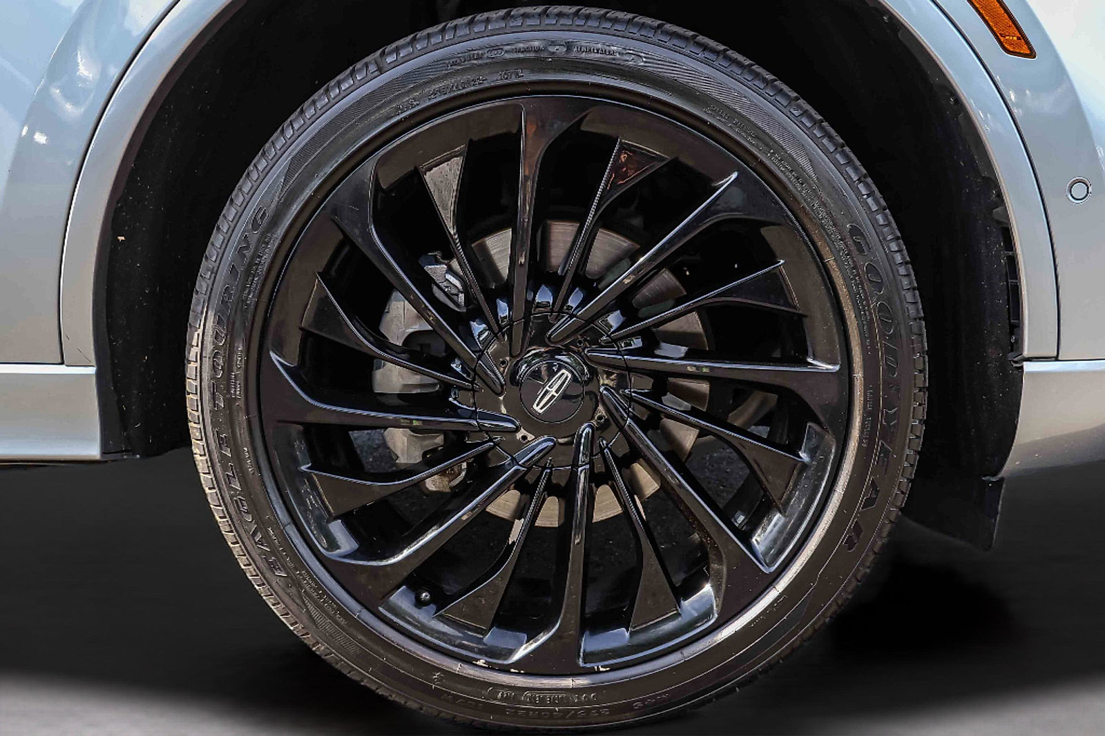Used 2023 Lincoln Aviator Reserve w/ Jet Package AWD/4WD image 28