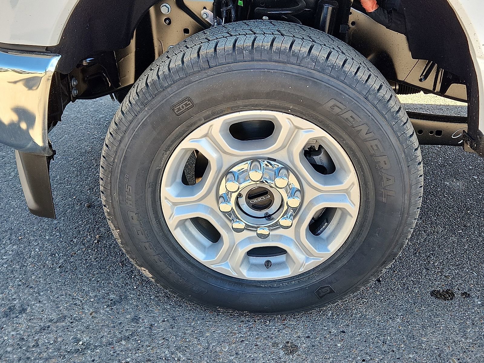 New 2026 Ford F350 XLT w/ 360-Degree Camera Package image 7