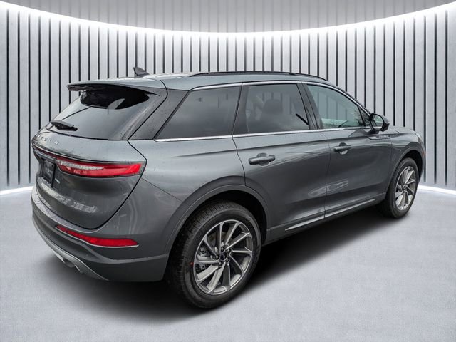 New 2026 Lincoln Corsair Premiere image 3