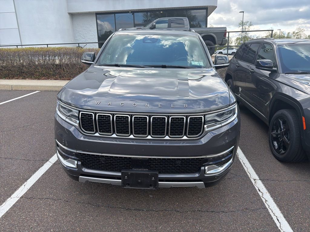 Used 2024 Jeep Wagoneer L Series II w/ Flexible Seating Group image 5