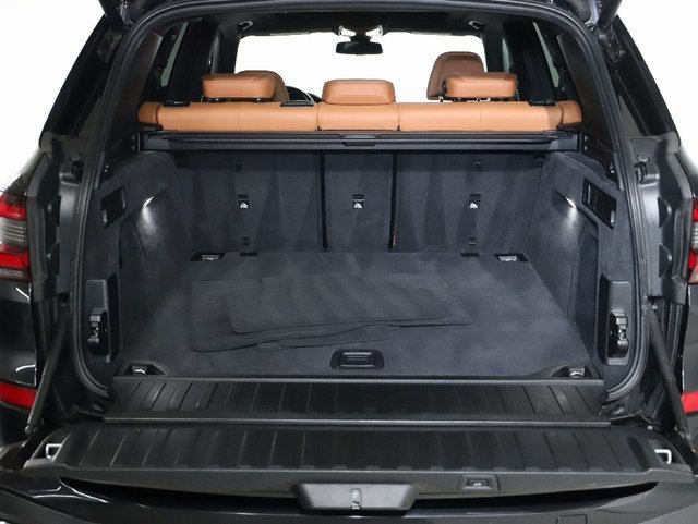 Used 2022 BMW X5 xDrive40i w/ M Sport Package AWD/4WD image 35