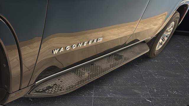 Used 2023 Jeep Wagoneer 4WD image 43