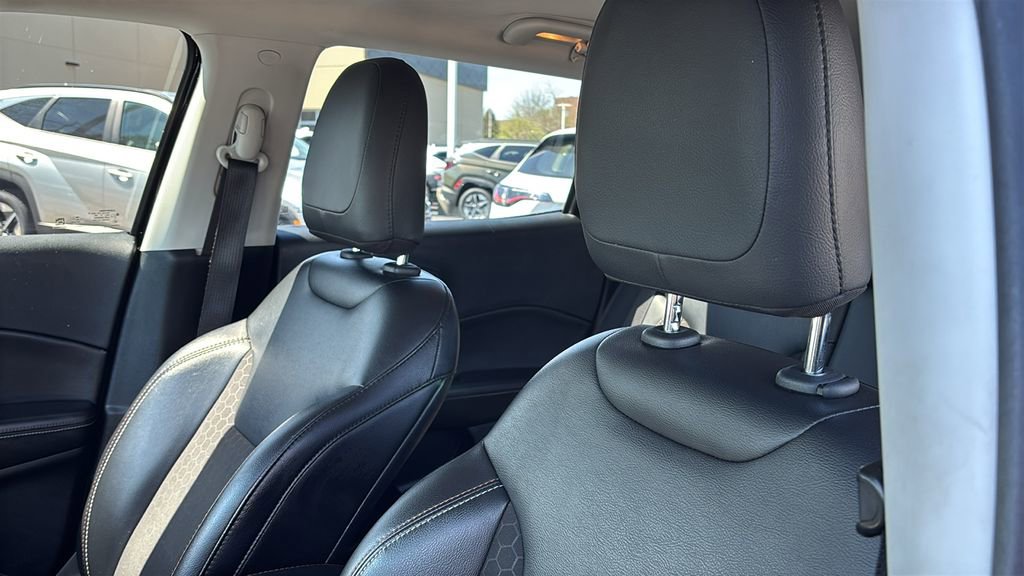 Used 2020 Jeep Compass Latitude w/ Cold Weather Group image 25