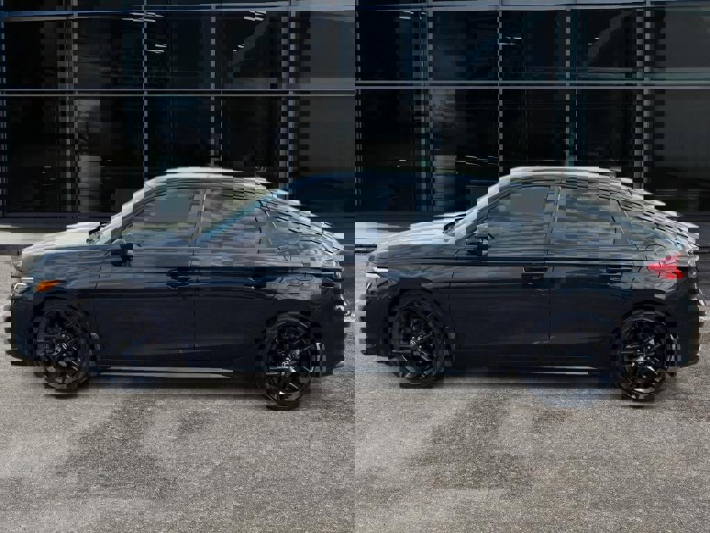 Used 2023 Honda Civic Sport image 4