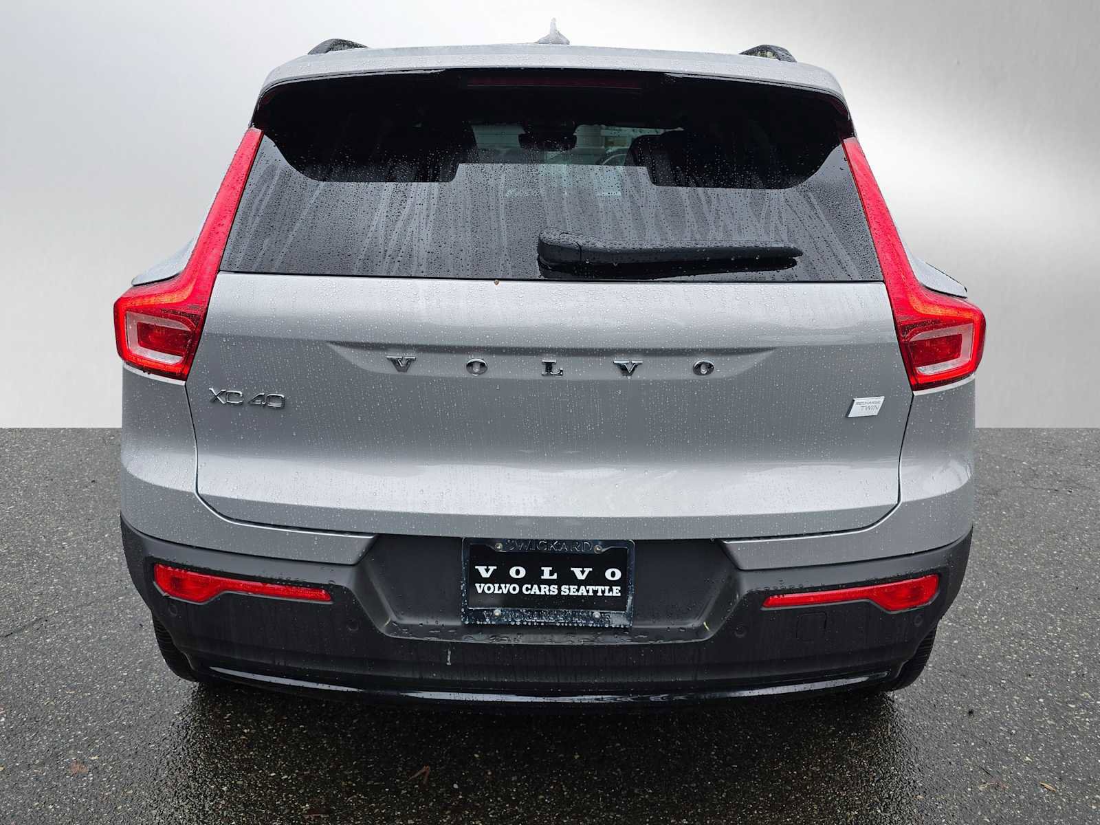 Certified 2023 Volvo XC40 Recharge Plus w/ Protection Package Premier image 12