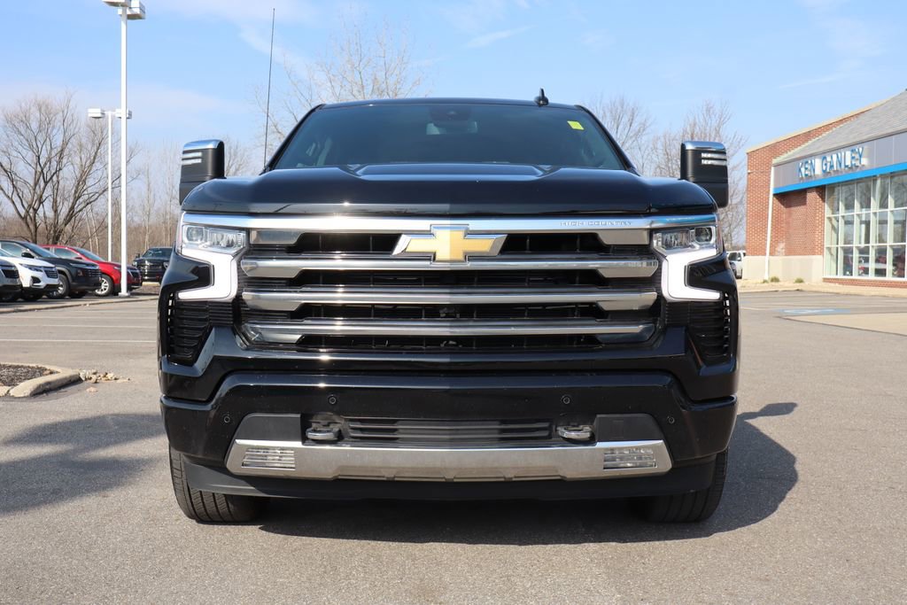 Used 2025 Chevrolet Silverado 1500 High Country w/ High Country Premium Package image 7