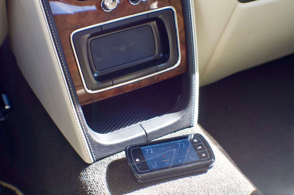 Used 2018 Bentley Flying Spur S V8 AWD/4WD image 56