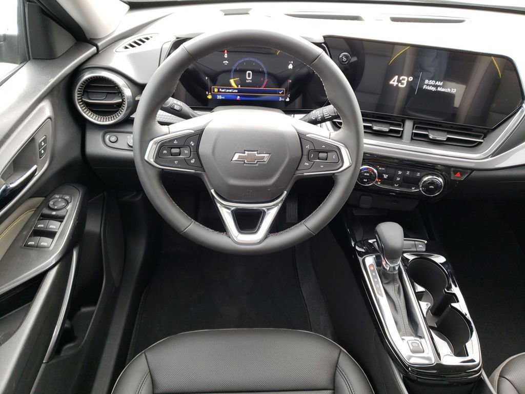 New 2026 Chevrolet Trax ACTIV w/ Sunroof Package image 13