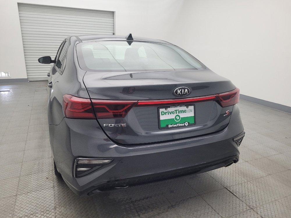 Used 2019 Kia Forte S w/ S Premium Package image 6