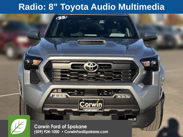 Used 2025 Toyota Tacoma TRD Sport AWD/4WD image 7