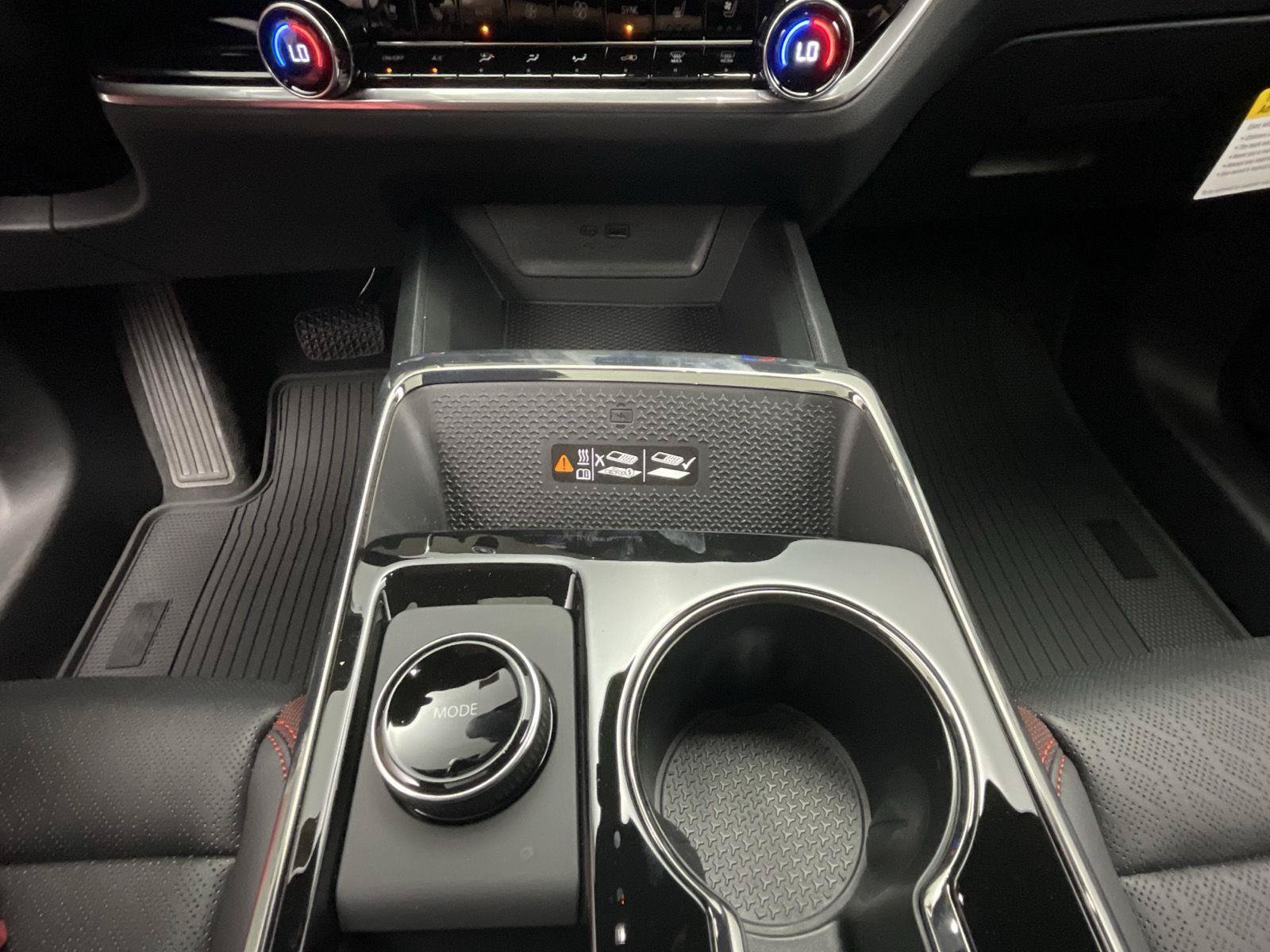 New 2027 Chevrolet Equinox RS w/ Safety and Technology Package FWD image 19