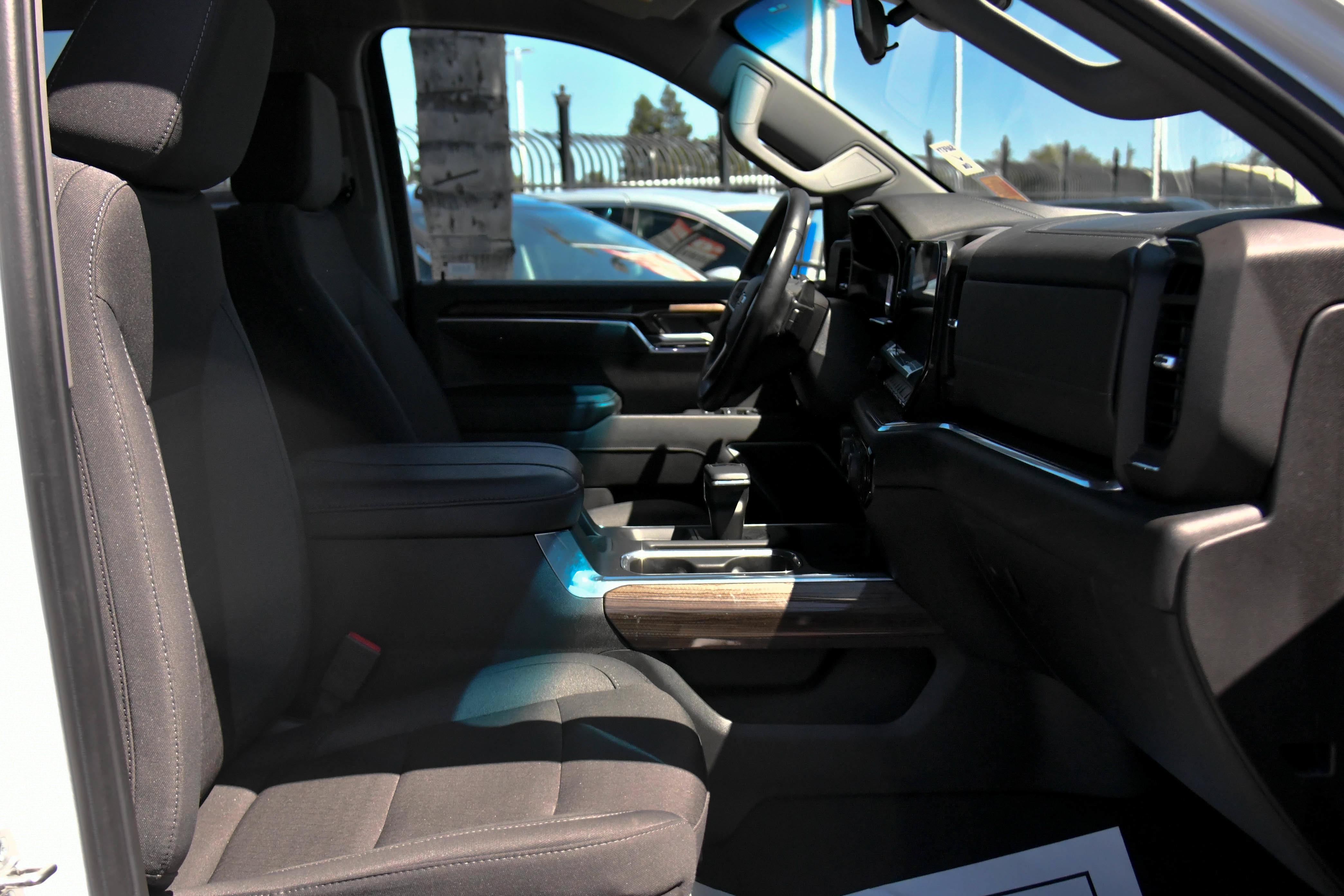 Used 2025 Chevrolet Silverado 1500 LT w/ LPO, Dark Essentials Package AWD/4WD image 47
