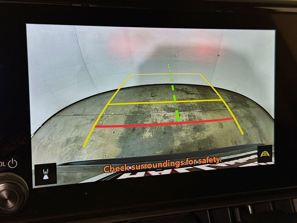 Used 2025 Toyota RAV4 XLE w/ Convenience Package FWD image 12