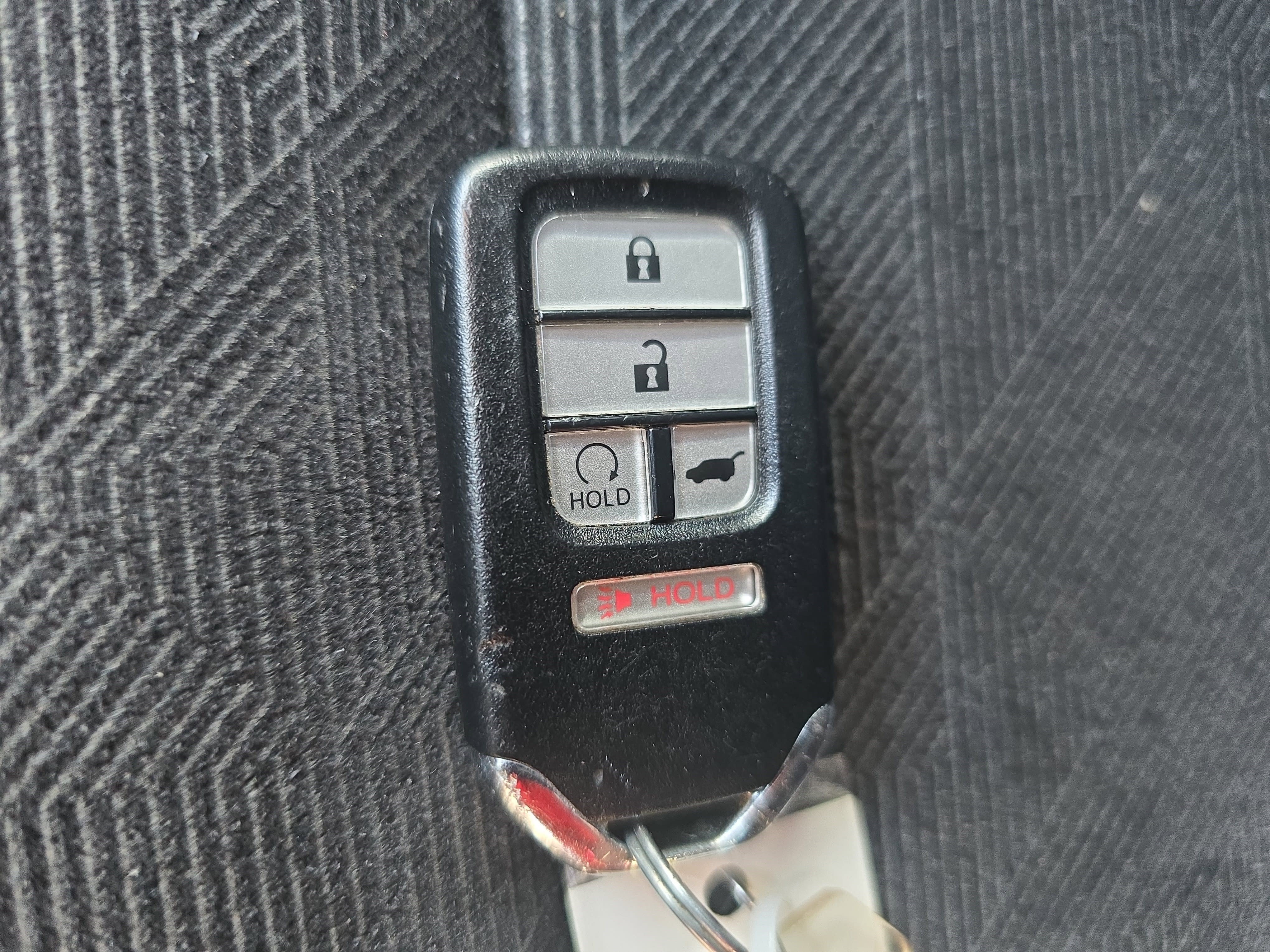 Used 2022 Honda Pilot Sport image 36