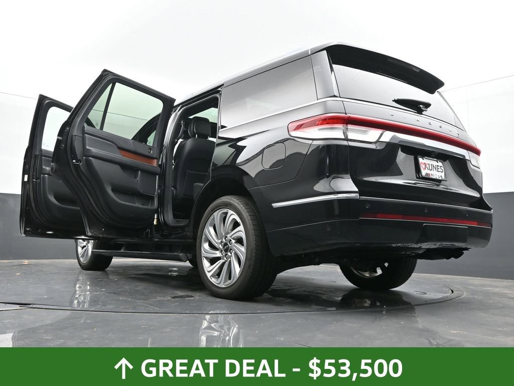 Used 2024 Lincoln Navigator Premiere image 73