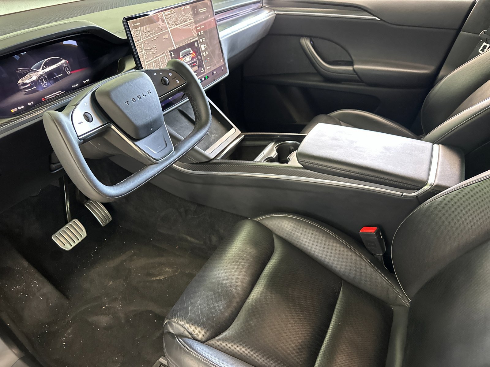 Used 2022 Tesla Model X Plaid AWD/4WD image 9