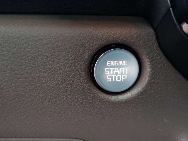Used 2025 Kia Carnival image 31
