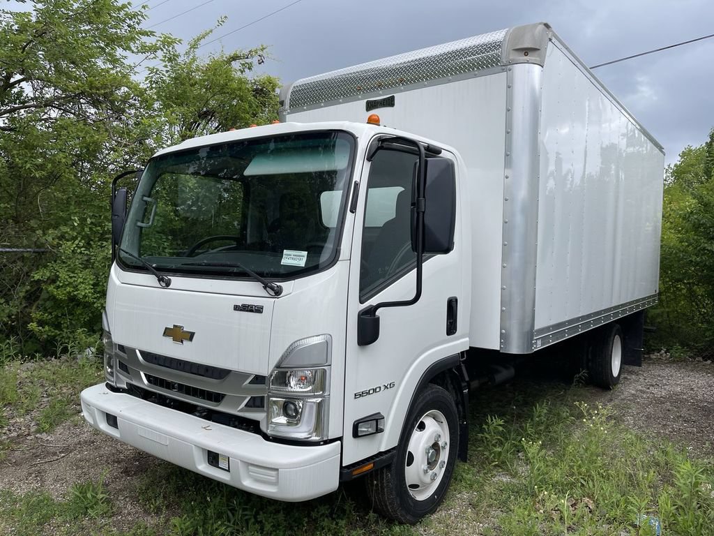 New 2024 Chevrolet Low Cab Forward 5500XG RWD image 5