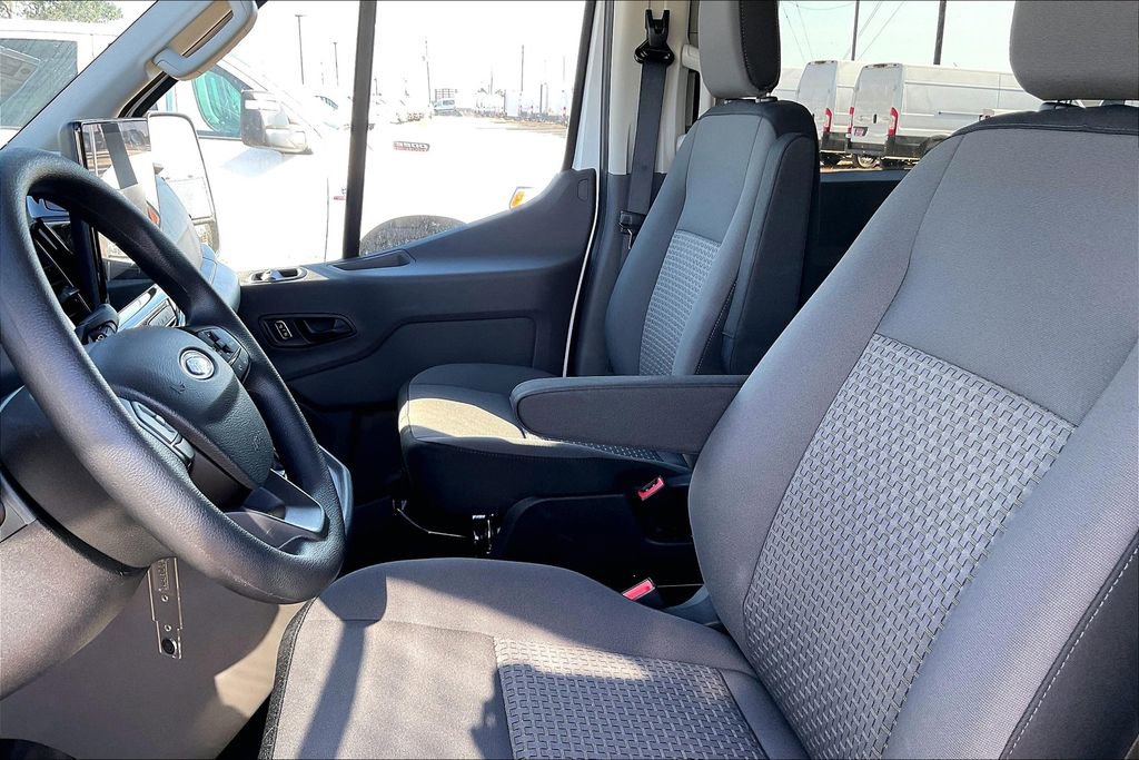 New 2025 Ford Transit 350 XLT image 6