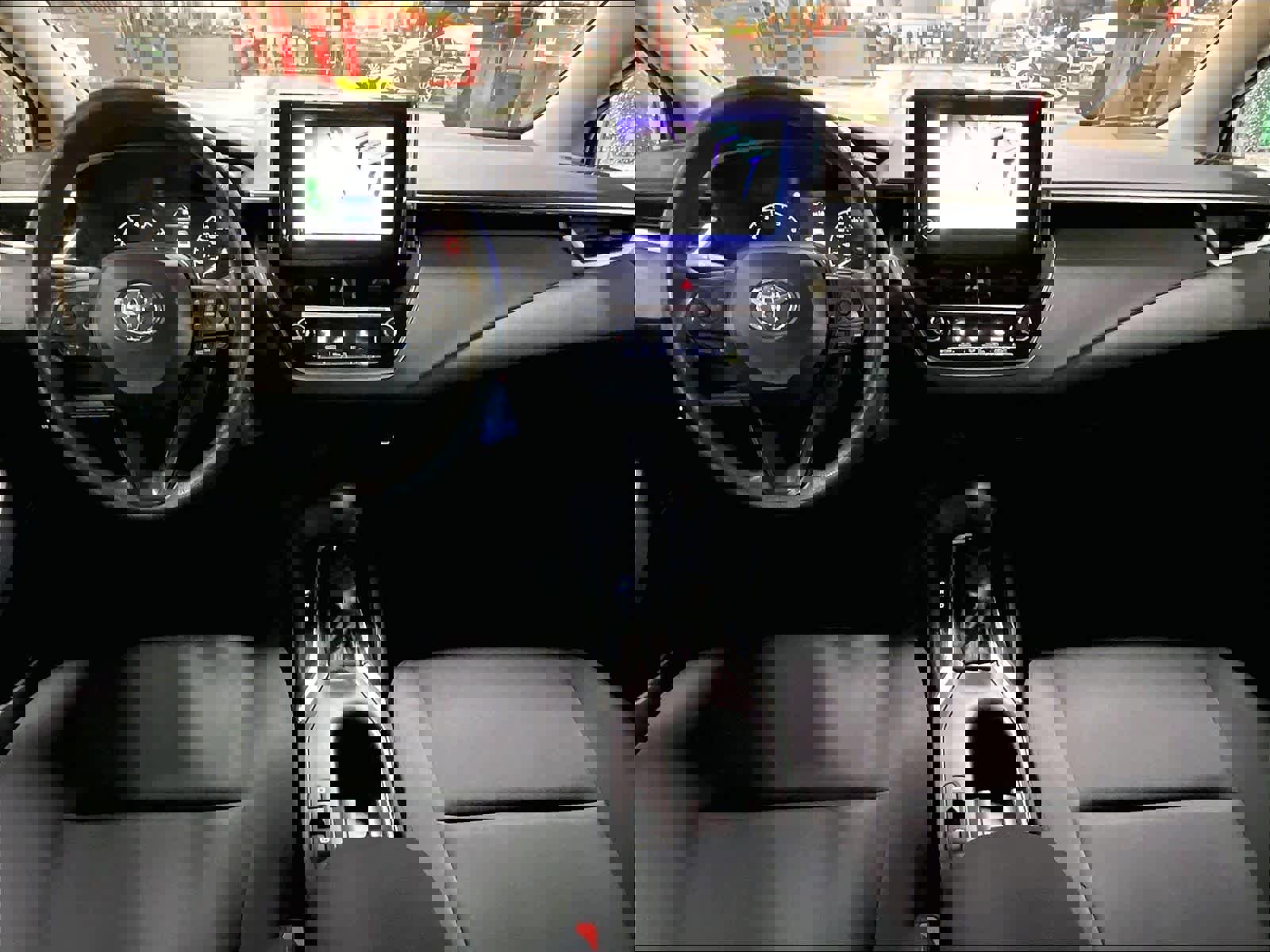 Used 2024 Toyota Corolla LE image 21