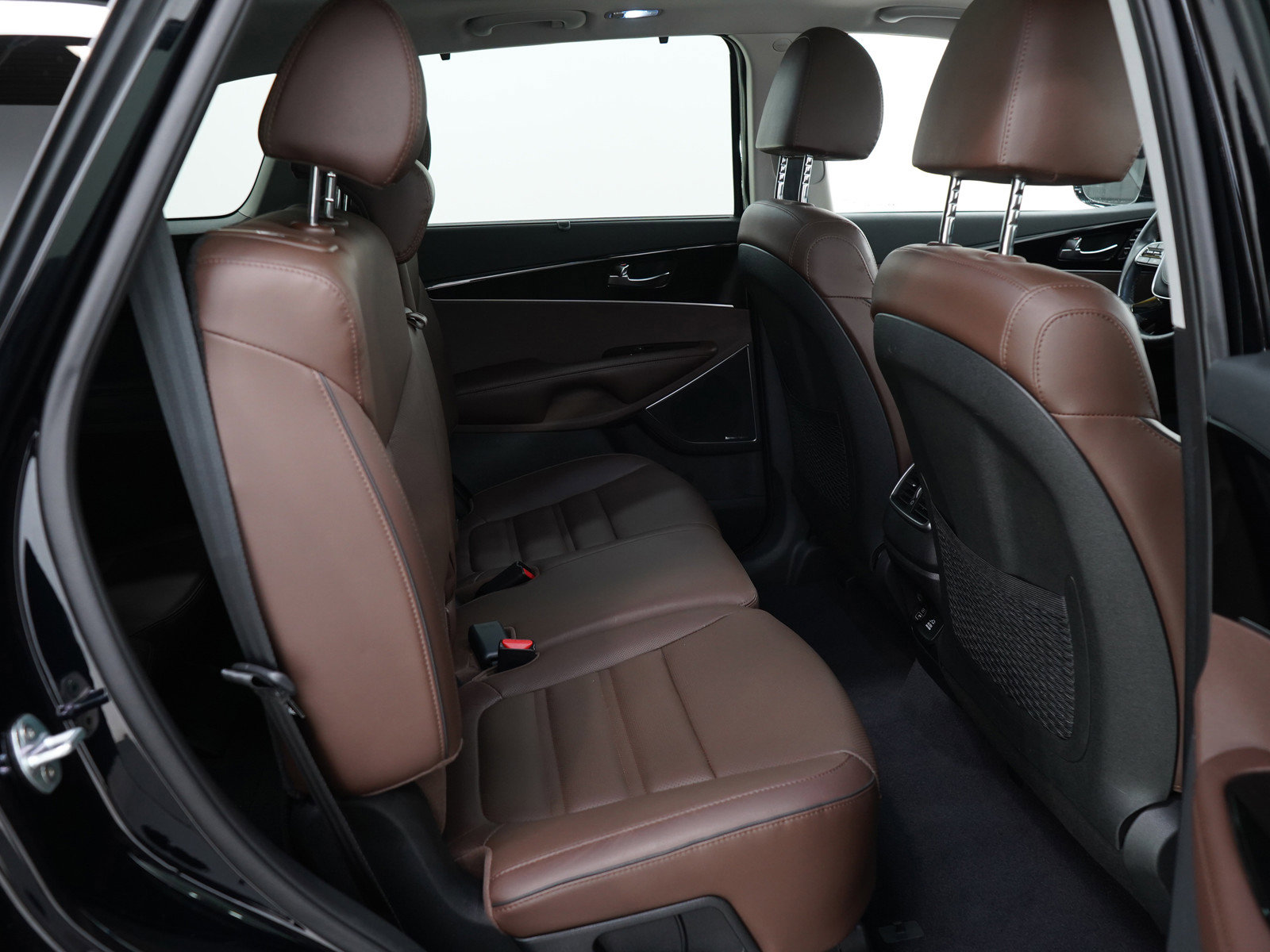 Used 2019 Kia Sorento SX w/ SX Touring Package image 15