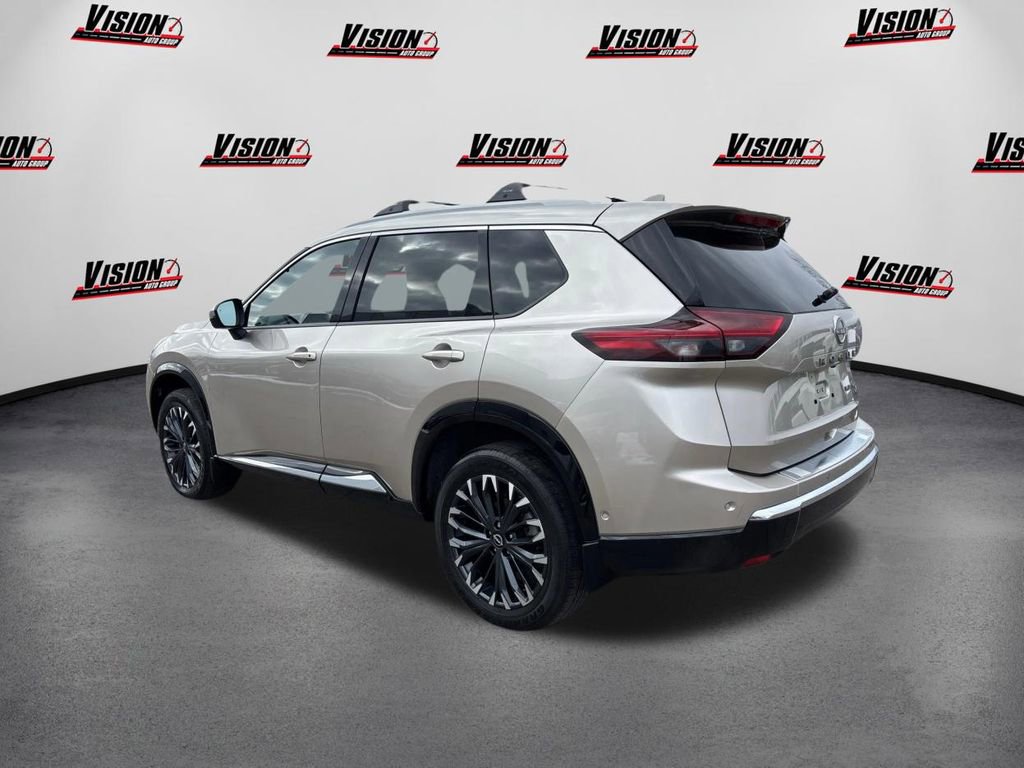 Certified 2025 Nissan Rogue Platinum image 7