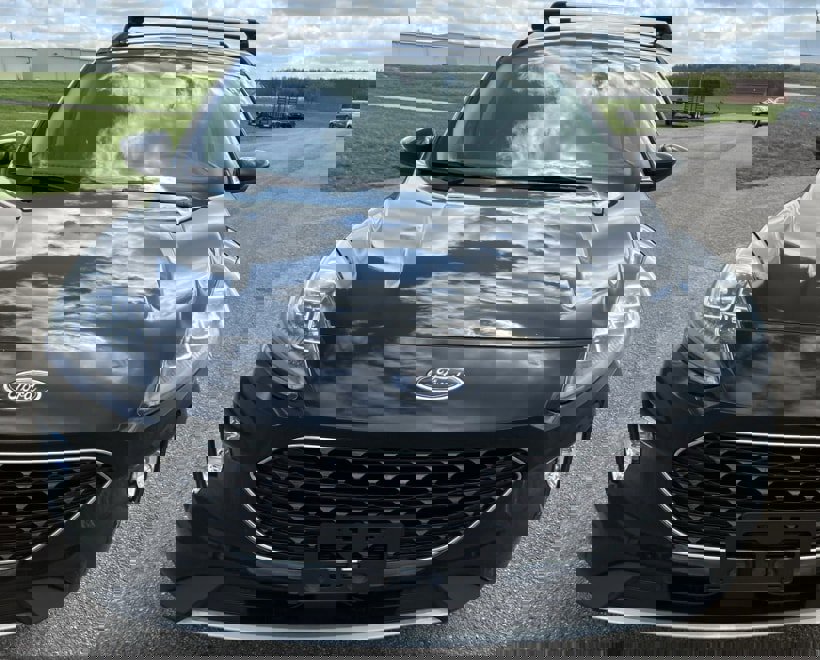 Used 2020 Ford Escape Titanium AWD/4WD image 4