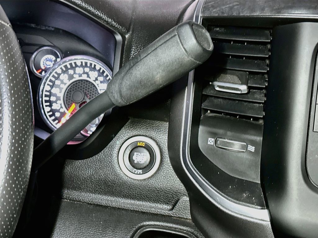 Used 2024 RAM 3500 SLT w/ Quick Order Package 2YG SLT AWD/4WD image 14