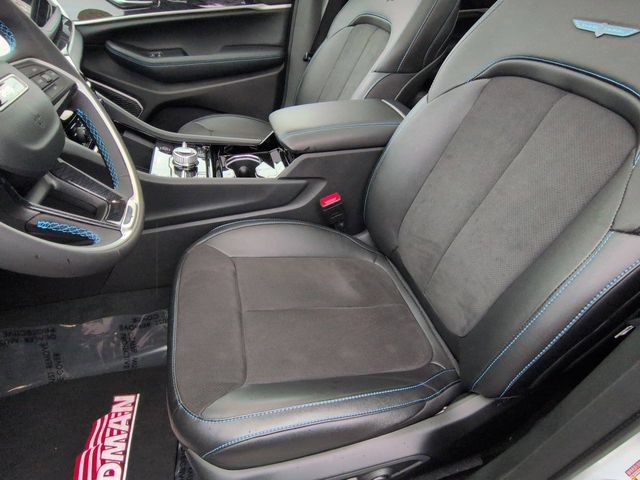 Used 2023 Jeep Grand Cherokee Trailhawk w/ Advanced Protech Group II AWD/4WD image 11