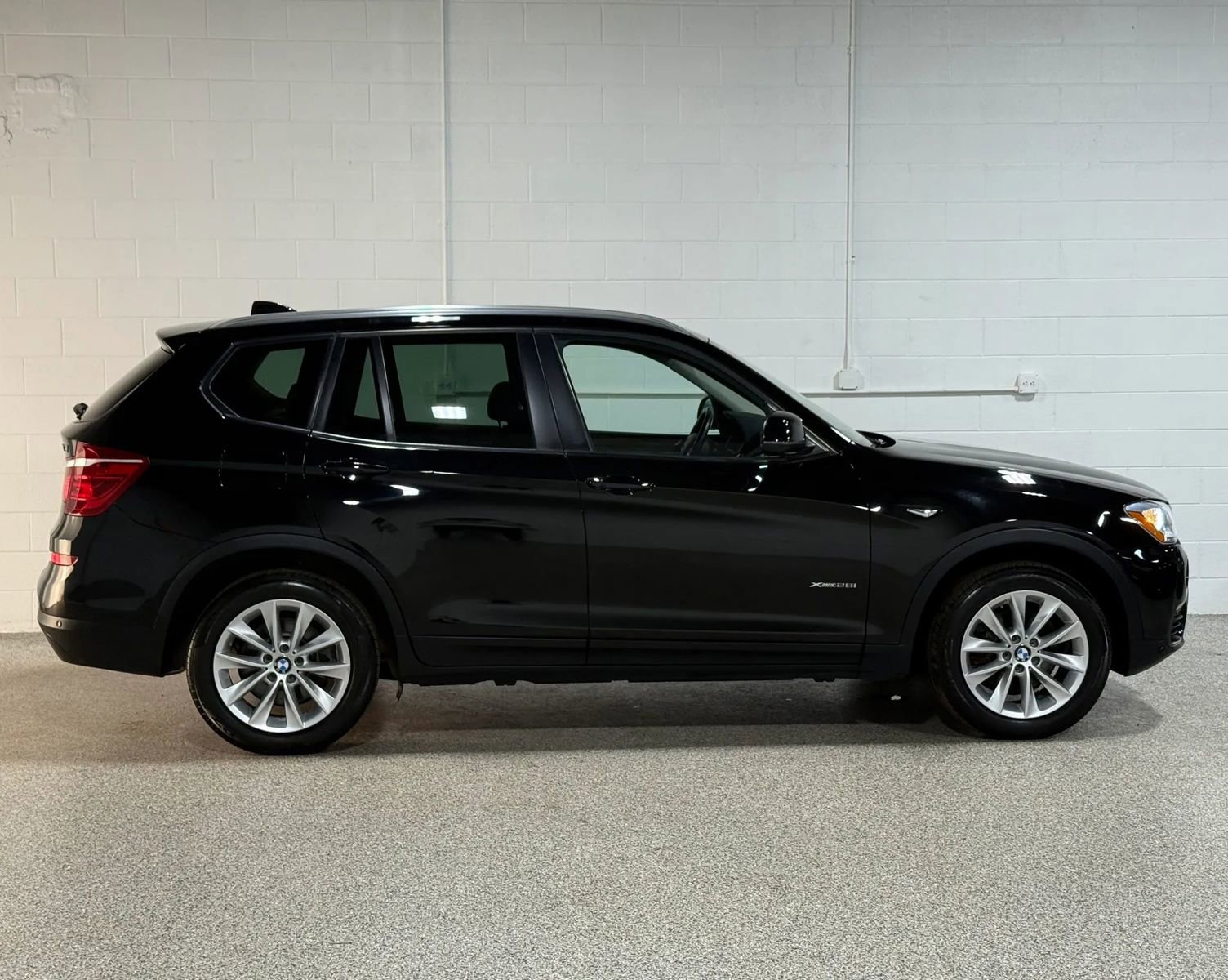 Used 2015 BMW X3 xDrive28i AWD/4WD image 5