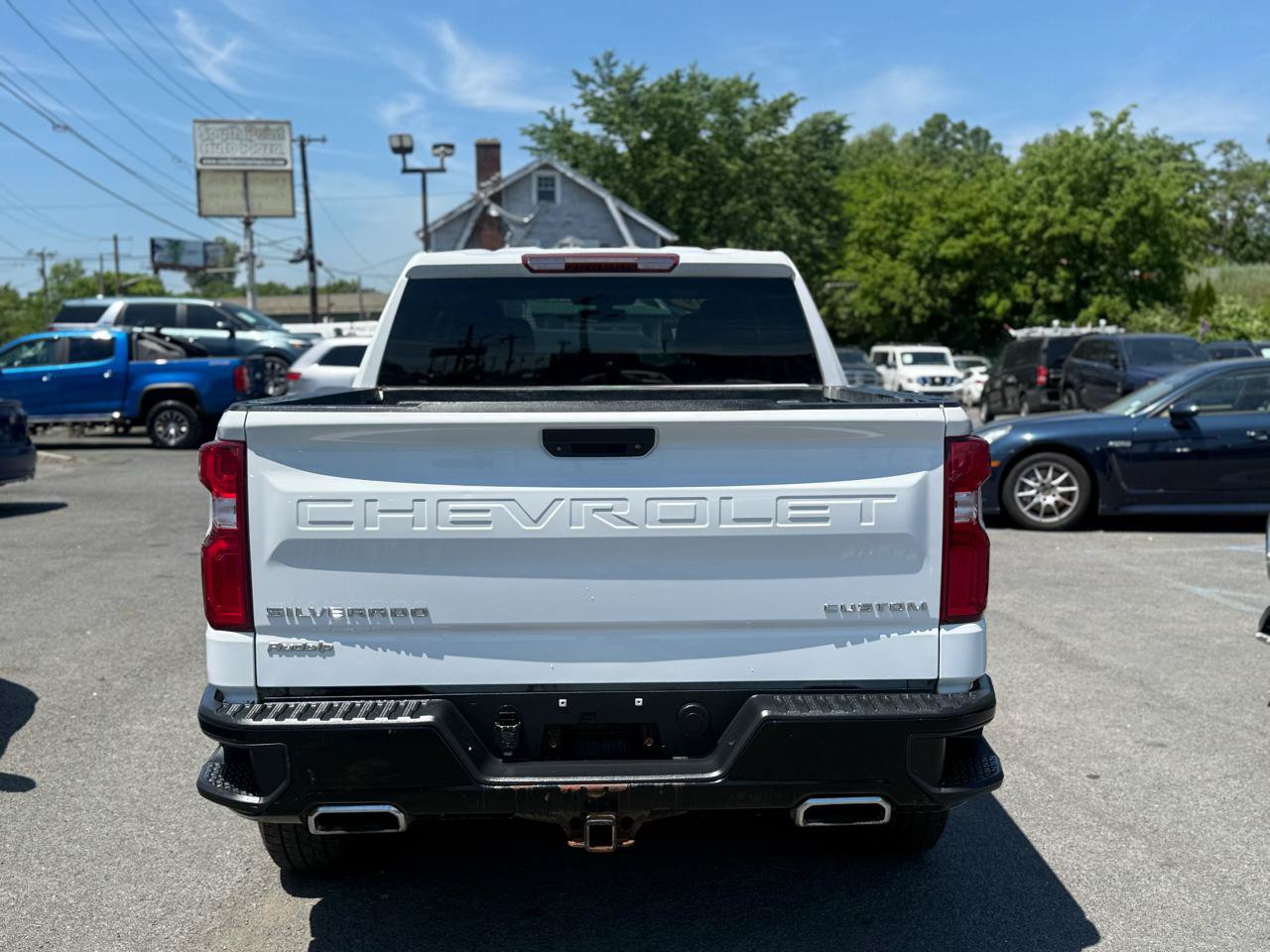 Used 2019 Chevrolet Silverado 1500 Custom Trail Boss AWD/4WD image 8