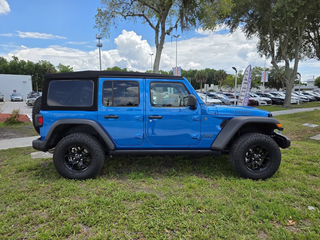 Used 2024 Jeep Wrangler Unlimited AWD/4WD image 2