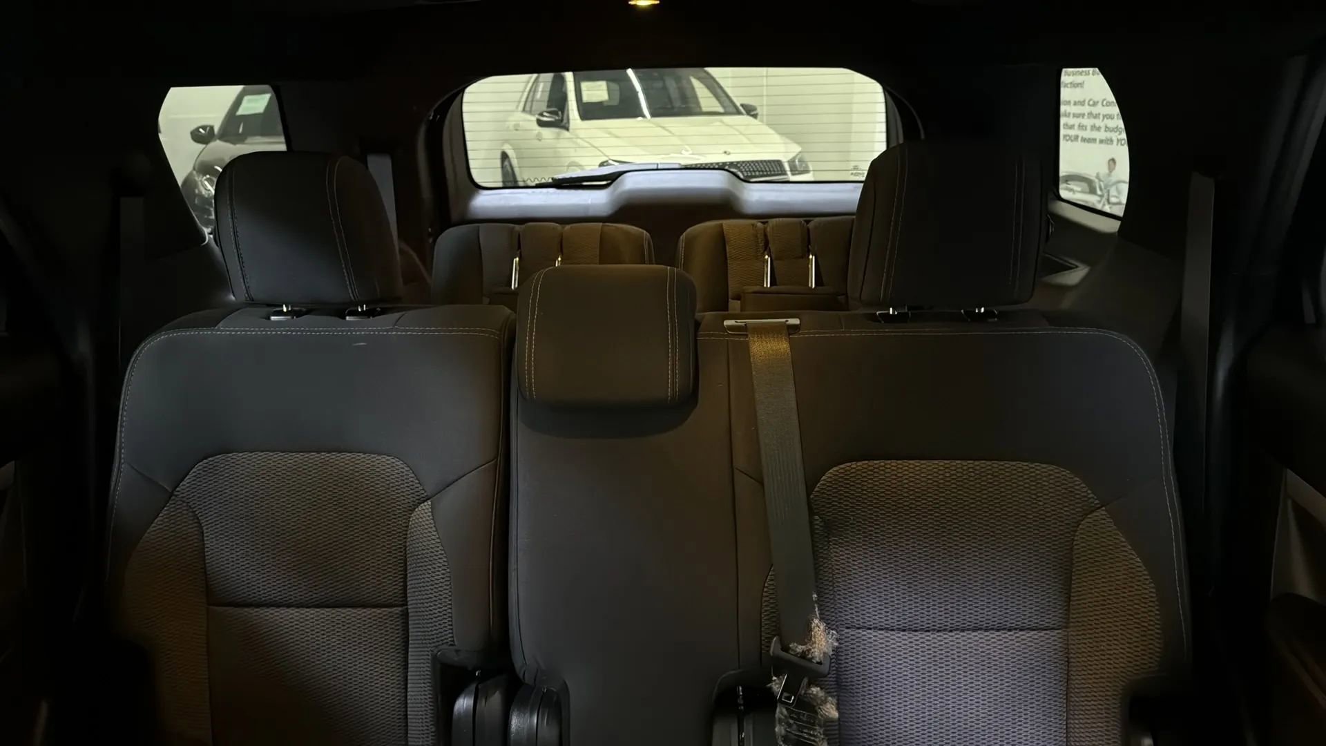 Used 2017 Ford Explorer XLT FWD image 17