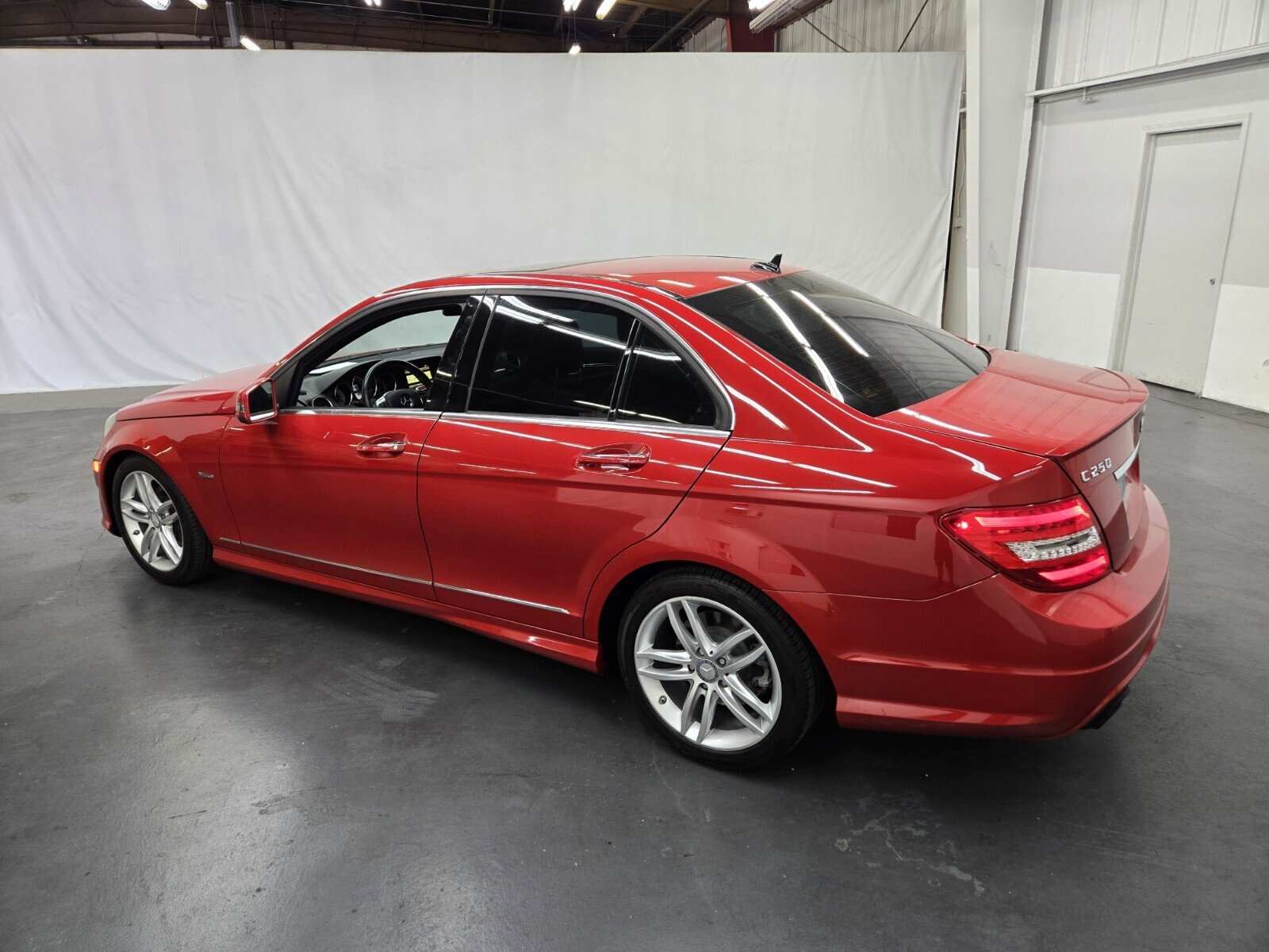 Used 2012 Mercedes-Benz C 250 Sedan image 3