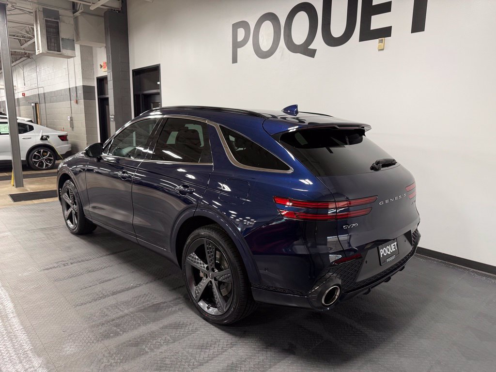 Used 2022 Genesis GV70 3.5T Sport w/ Sport Prestige Package AWD/4WD image 6