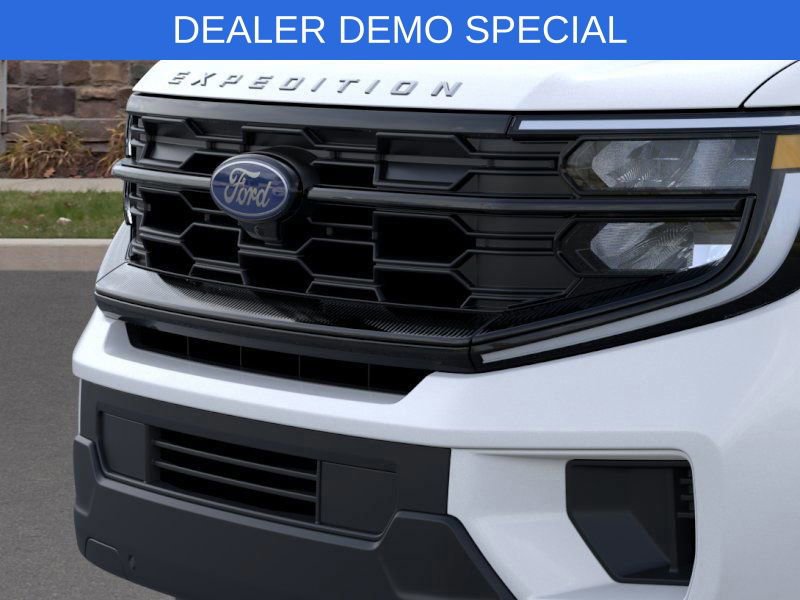 New 2025 Ford Expedition Max Active image 17