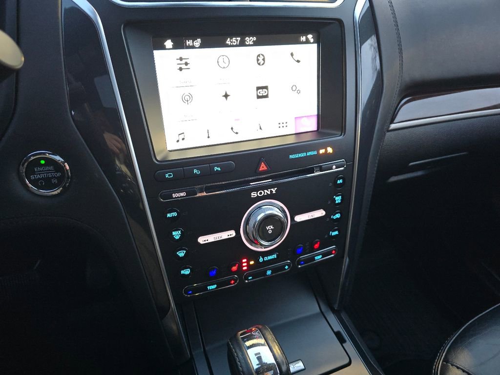 Used 2018 Ford Explorer Platinum image 36