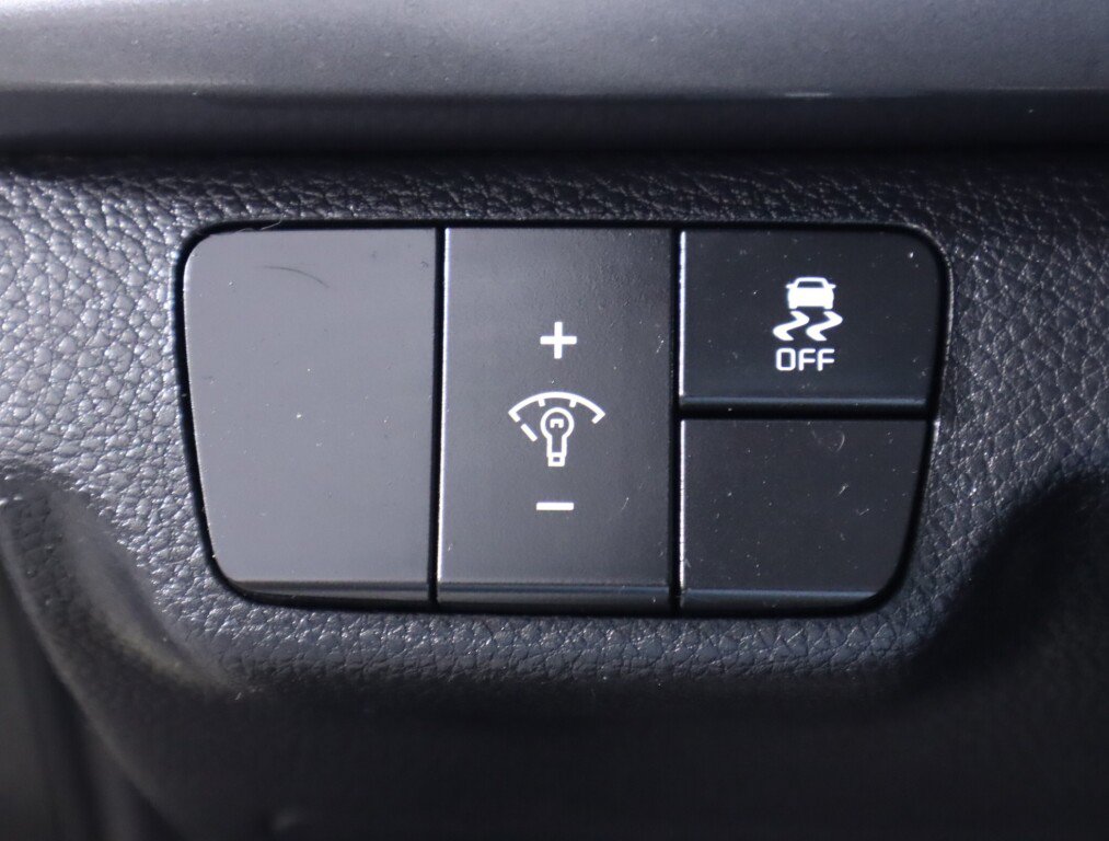 Used 2019 Kia Rio S FWD image 10