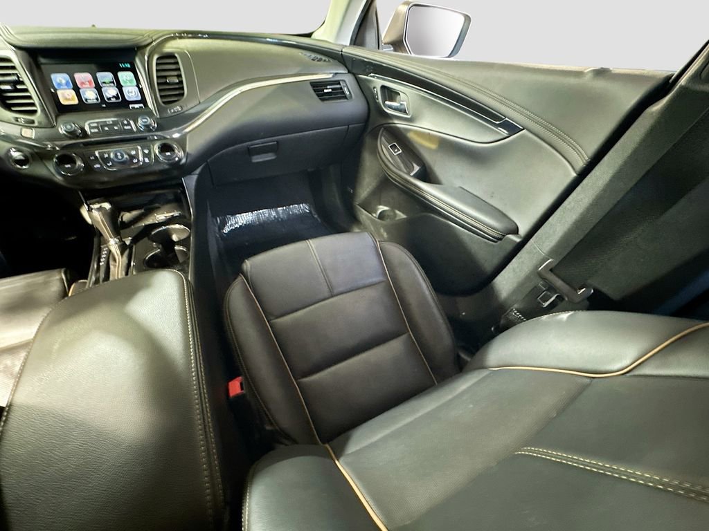 Used 2019 Chevrolet Impala Premier w/ Premier Confidence Package FWD image 14