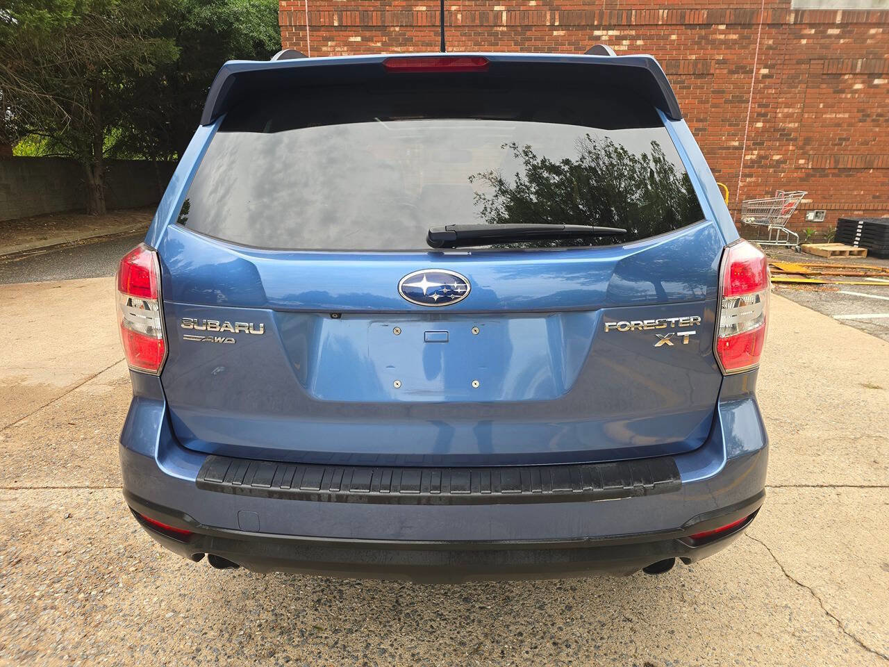 Used 2015 Subaru Forester 2.0XT Touring w/ Popular Package #2 AWD/4WD image 3