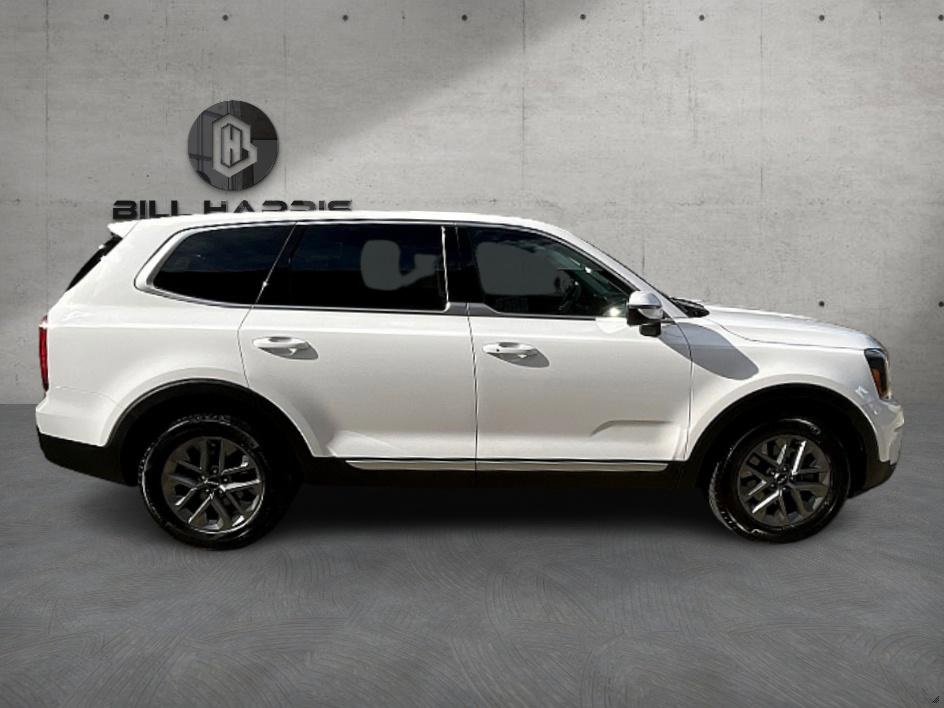 Used 2023 Kia Telluride LX image 5