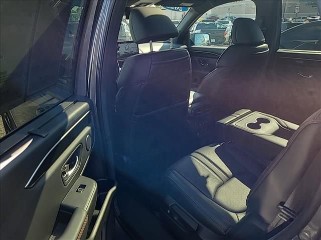Used 2025 Honda Pilot Black Edition image 19
