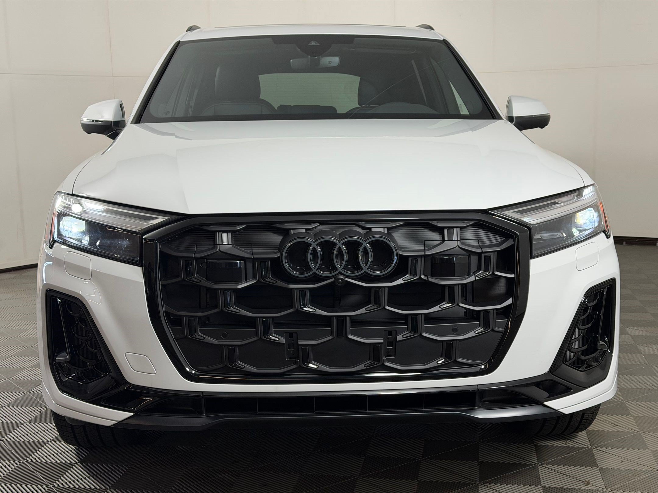 New 2026 Audi Q7 Premium Plus AWD/4WD image 6
