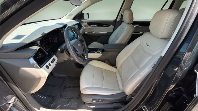 Used 2021 Cadillac XT6 Premium Luxury w/ LPO, Radiant Package FWD image 18