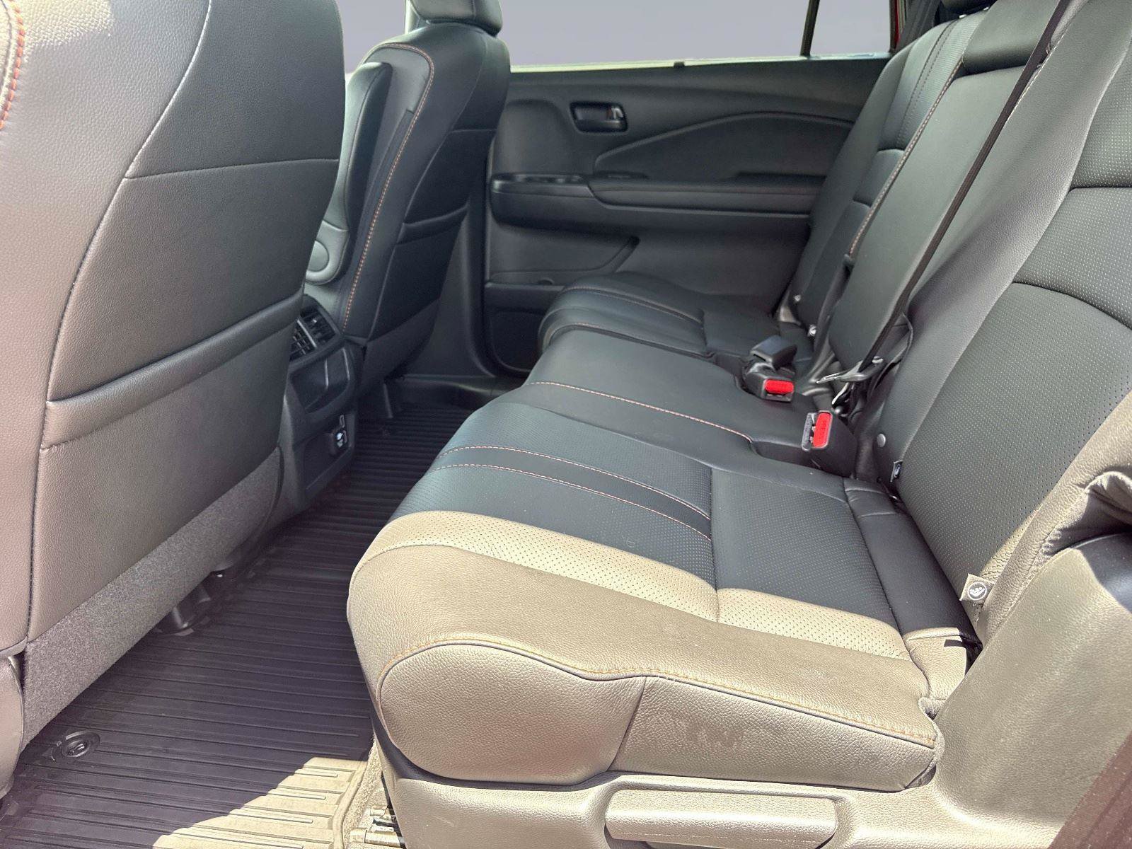 Certified 2022 Honda Passport TrailSport image 15