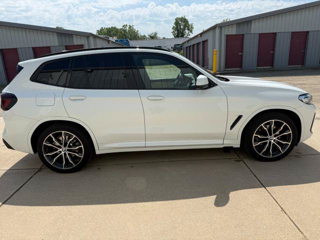 Used 2022 BMW X3 xDrive30i w/ M Sport Package 2 AWD/4WD image 7